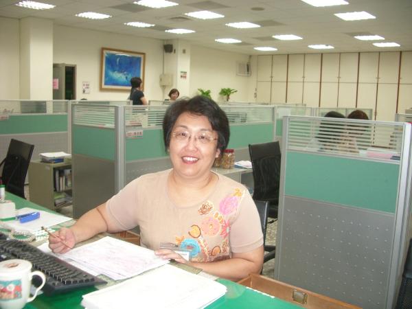 『足貼心』、『足感動』的服務人員—非妳莫屬囉！